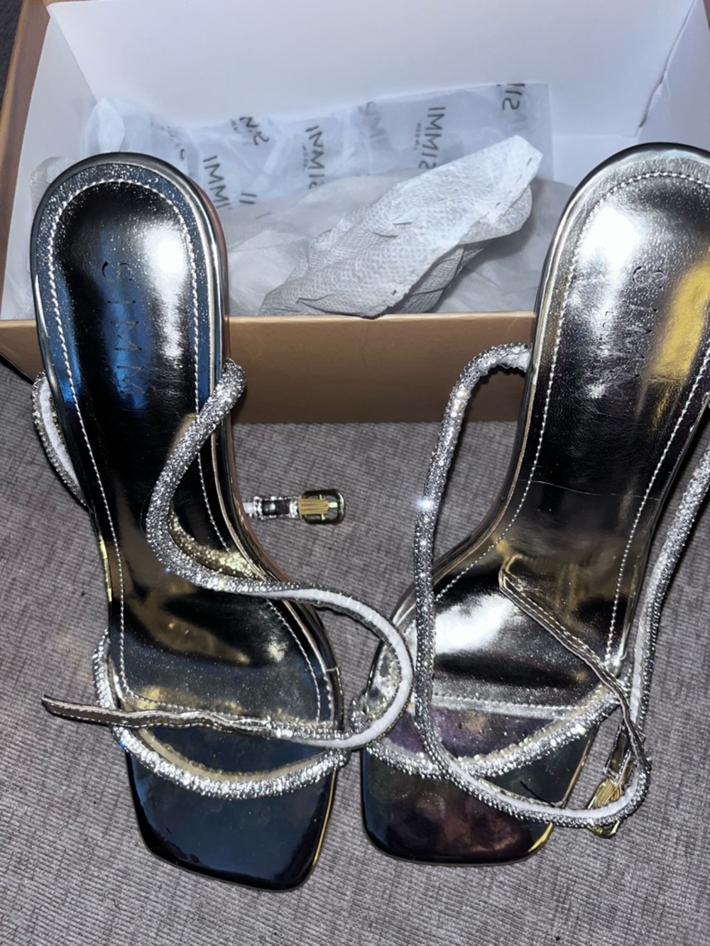 SIMMI London Women's Silver Crystal-snake Wrap mirror/gold Heels. Size 7 US